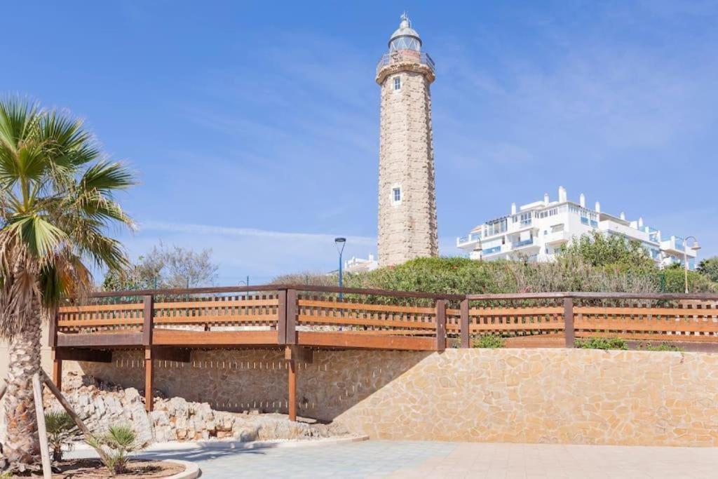 Vista Al Faro Apartment Estepona Exterior photo